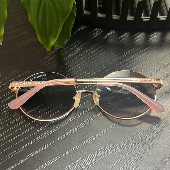 Michael Kors Sunglasses - Picture 3 of 5